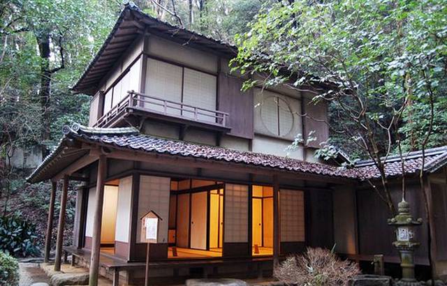 1点评 历史遗迹名人故居 日本大文豪夏目漱石在熊本的住所,可见其