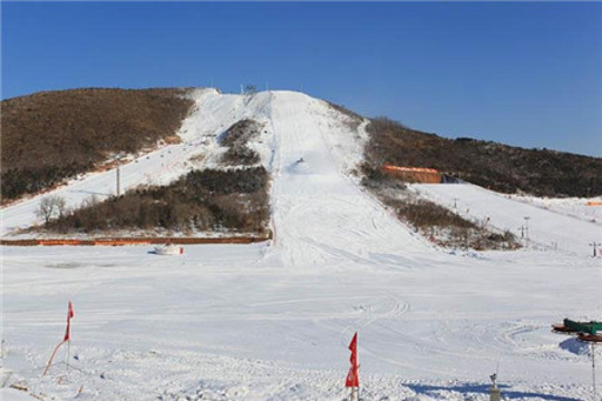金峰滑雪场旅游景点图片