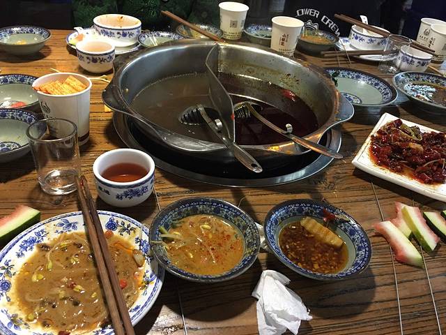 小板凳吧式火锅