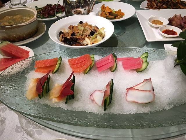 品悦酒店(三林古镇店)