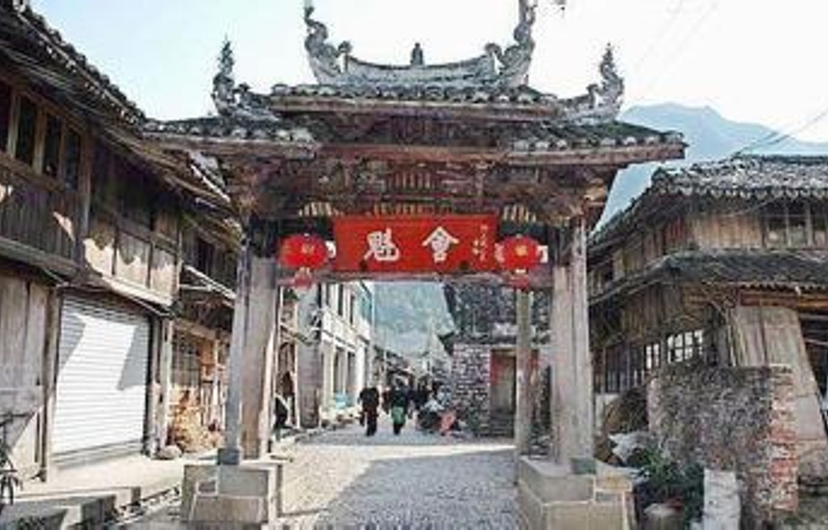 南閤牌楼群景点