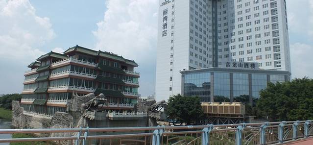 启腾奥林宾馆