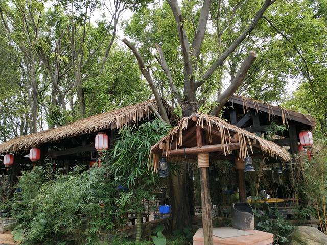 佛山山影云居民宿(鹭湖店)·园林美食城(杨和镇店)