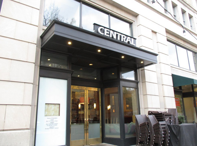 Central Michel Richard