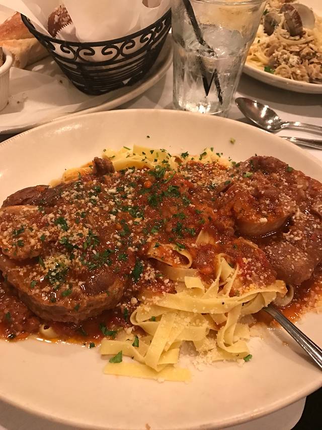 Gianni's Italian Restaurant