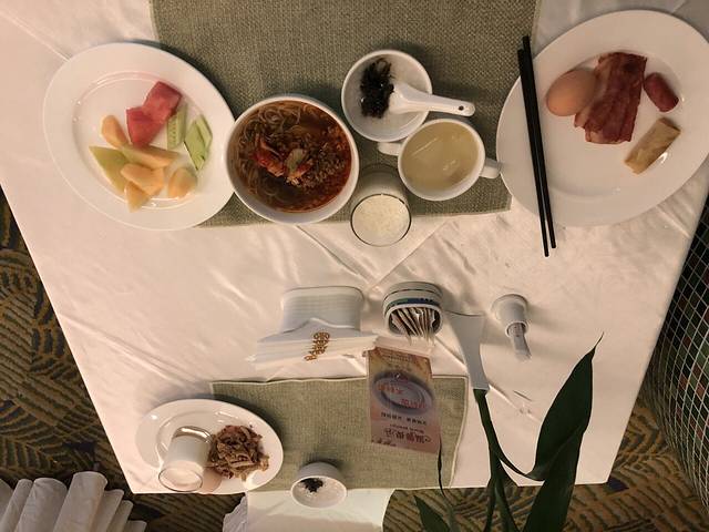 华天大酒店餐厅(南岭大道店)