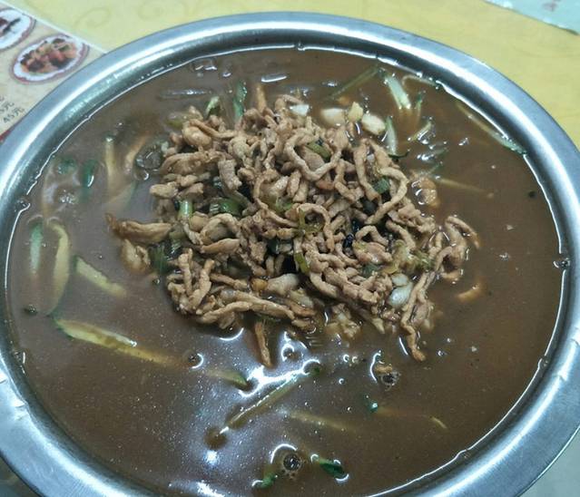 鲁香园家常菜·拉面馆(半壁街店)