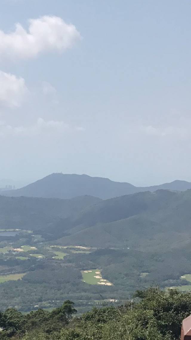 三亚抱龙国家森林公园