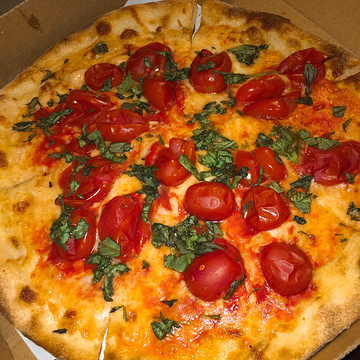 Mozza Pizzeria Moderna