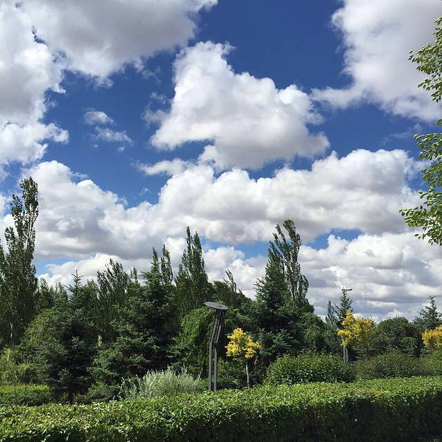 呼和浩特市植物园