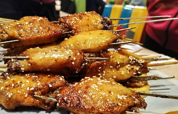 巨好吃烤翅烧烤店