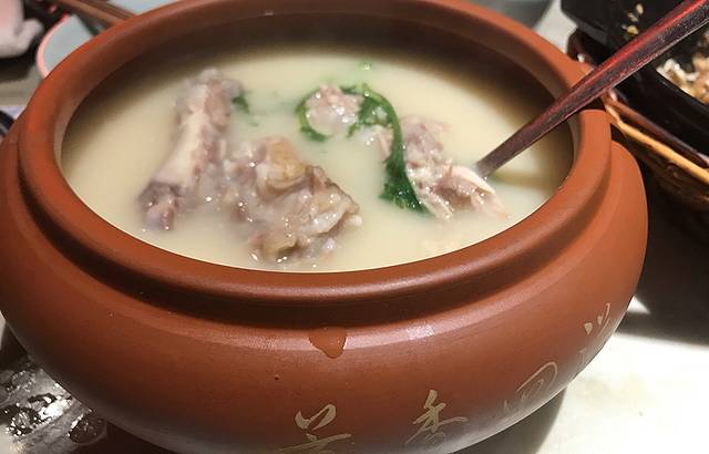 山城老堂口·1636重庆老菜(解放碑洪崖洞店)