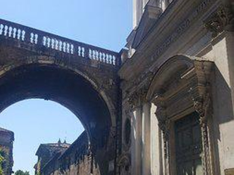 Arco Farnese旅游景点图片