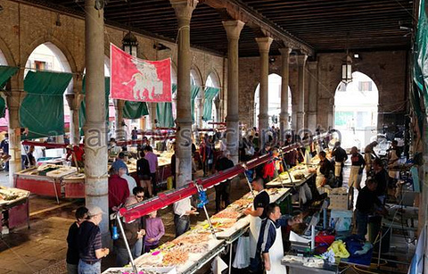 威尼斯鱼市场的图片