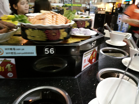 三爺海鲜烤肉火锅自助餐厅
