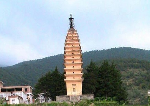 佛图寺塔旅游景点图片