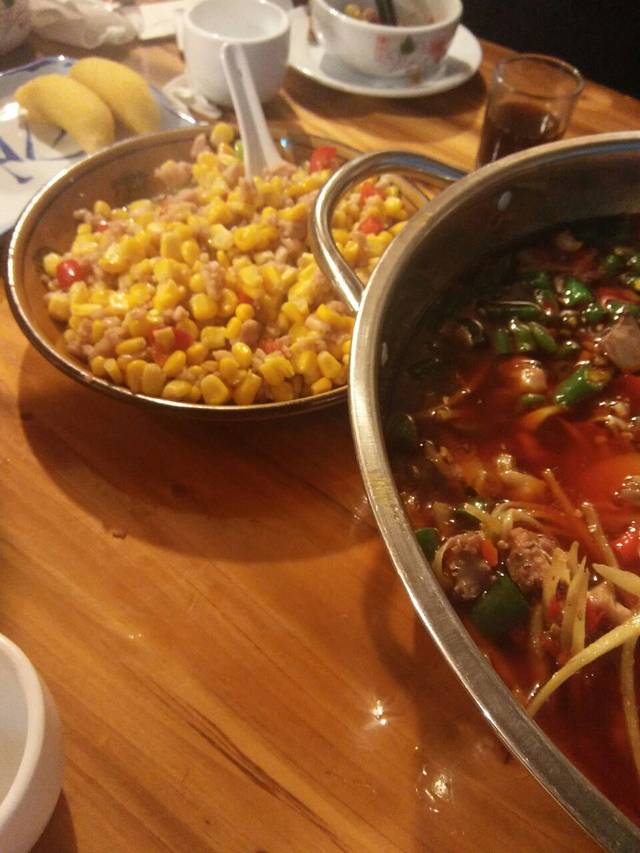 雨佳兴鲜锅兔(高水店)