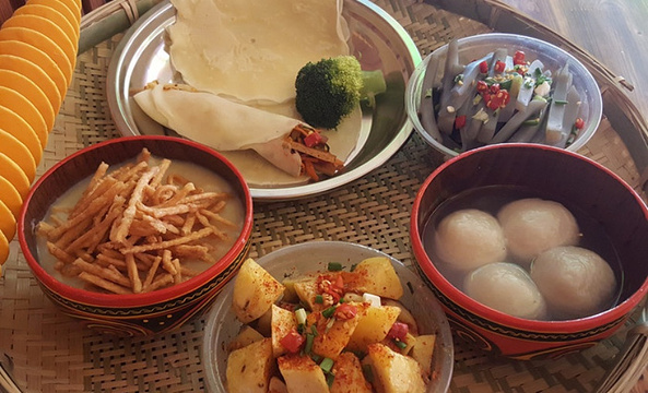 阿吉玛高原传统小吃旅游景点图片