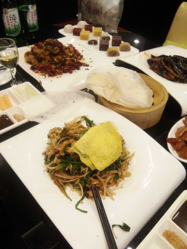 皇城根北京风味主题餐厅(齐鲁新天地店)的图片