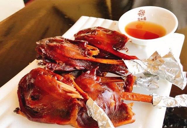 意卡菲·观景旋转餐厅(中农信店)