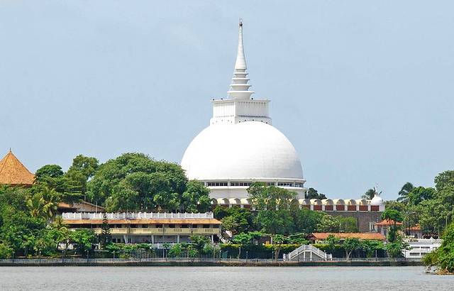 阿输迦拉马雅寺