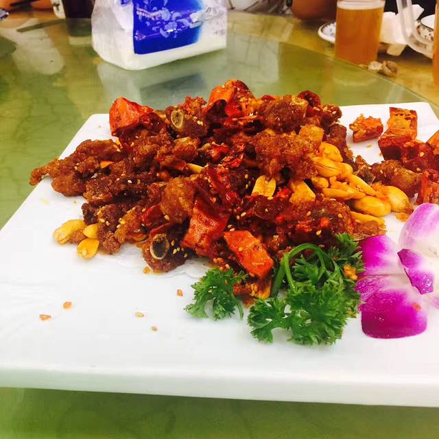 老酒鬼特色菜馆