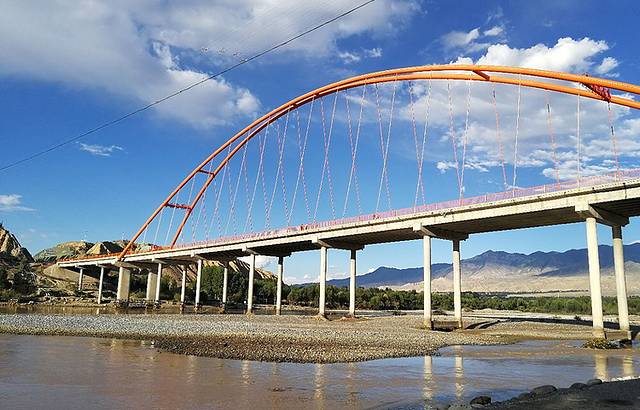 贵德黄河大桥