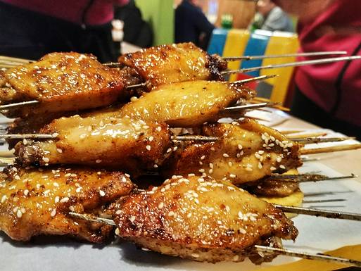 巨好吃烤翅烧烤店