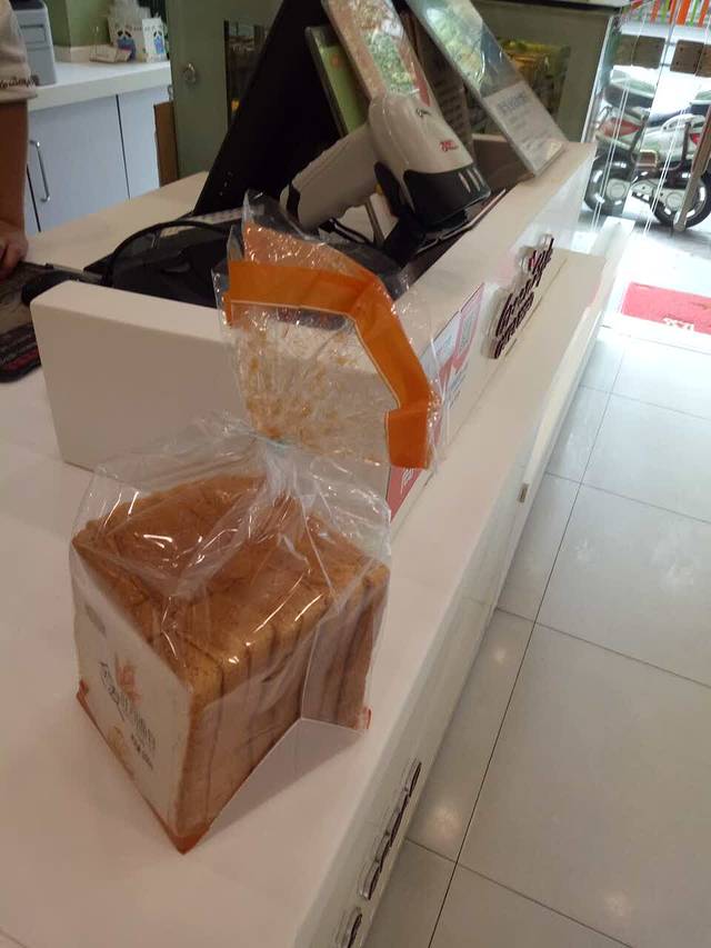 绿姿鲜奶烘焙(巍星店)