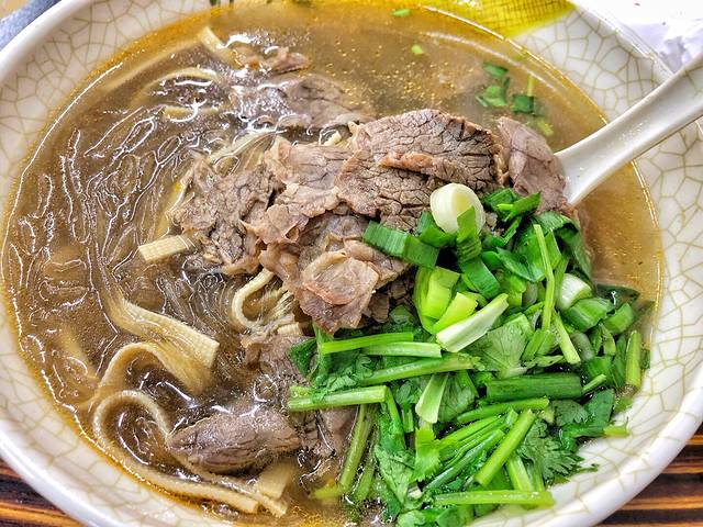 鲍家牛肉汤(龙之梦店)