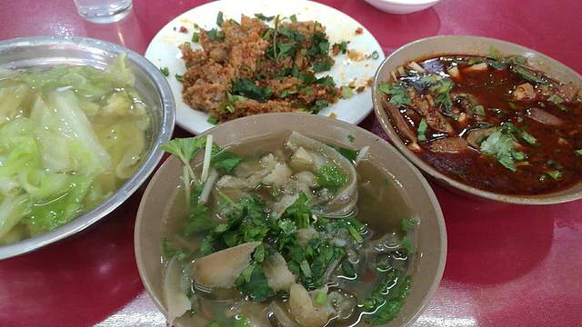 谢老五跷脚牛肉(总店)