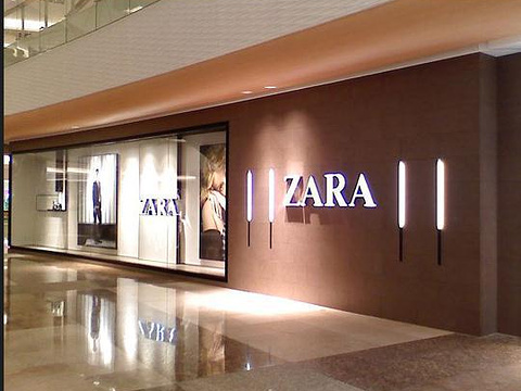 ZARA(华宇购物中心店)旅游景点图片