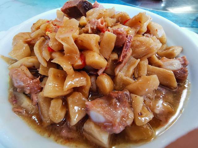 铁炉农家菜馆