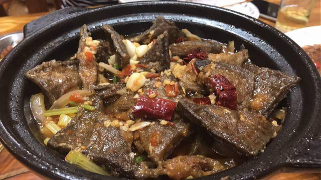 金勺子土菜馆(兴园北区店)