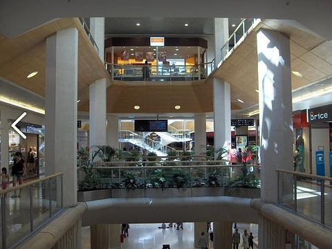 LA PART-DIEU购物中心旅游景点图片