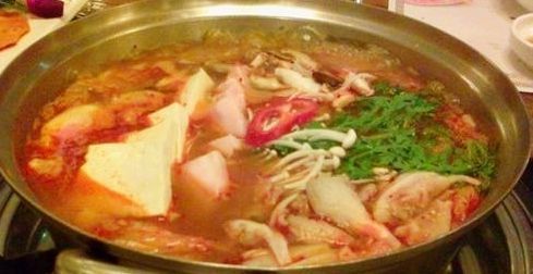 故乡家韩国料理(丹东街店)