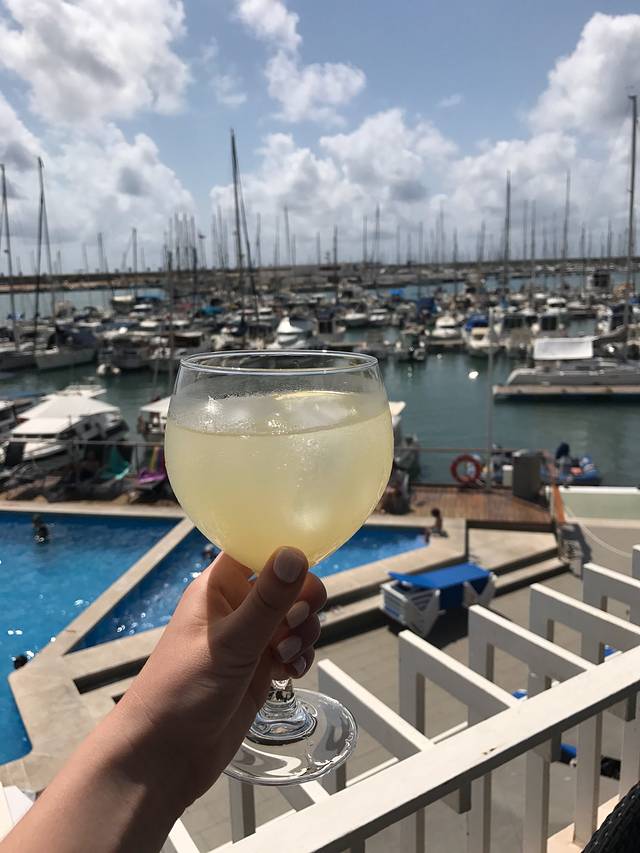 El Puerto Restaurante