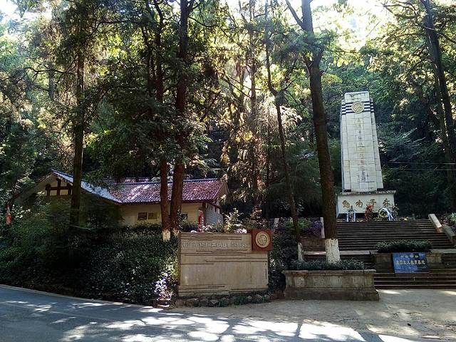 南洋华侨机工抗日纪念碑