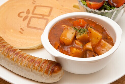 Cafe Ma Jo and Saedi