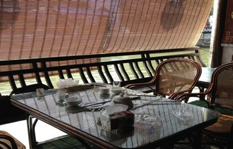 沈家人饭店(南东街店)