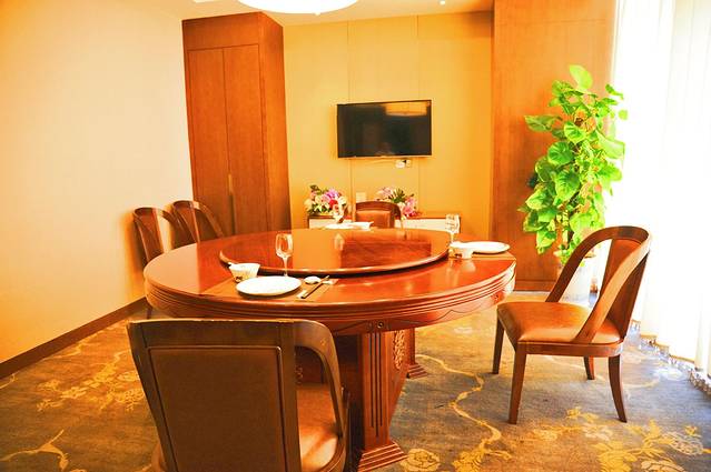 枫丹白露紫霞轩中餐厅