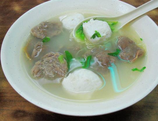 正宗潮州鱼蛋粉(长寿西路店)