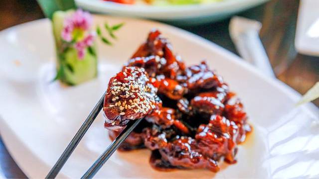 美丽一家亲(民国风情街店)