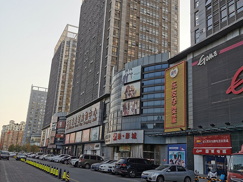 百联清城购物中心旅游景点图片