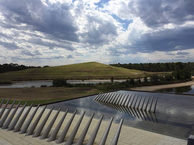 奥林匹克体育馆