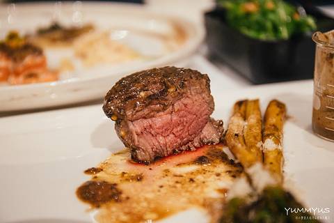 澳西亚牛扒海鲜烧烤