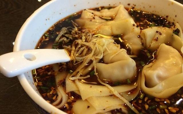 笑来喜馄饨小笼工坊店(春申路店)