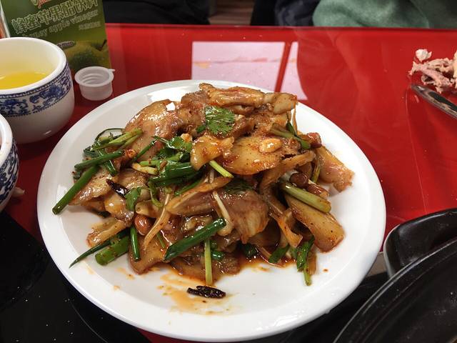 客家寨猪肚包鸡