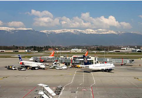 卡利亚里埃尔马斯机场