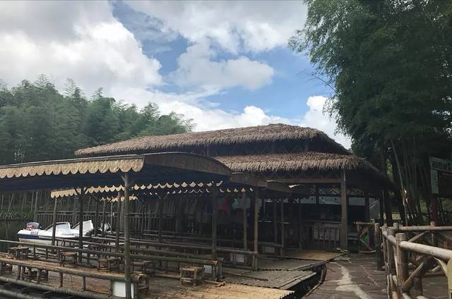 蜀南竹海望海山庄